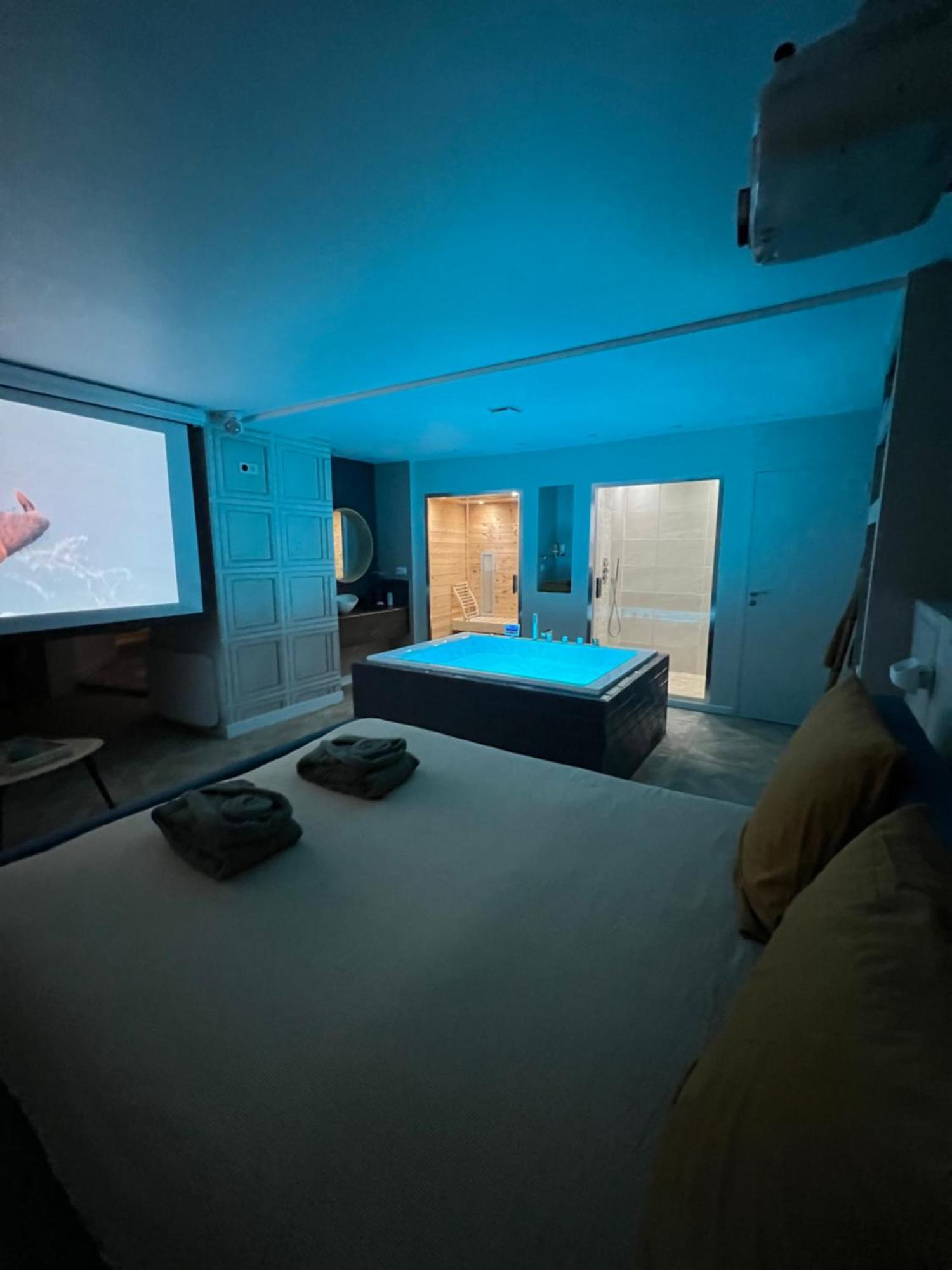 Appartement Avec Jacuzzi Sauna & Home Cinema - Nid D'Анже Экстерьер фото